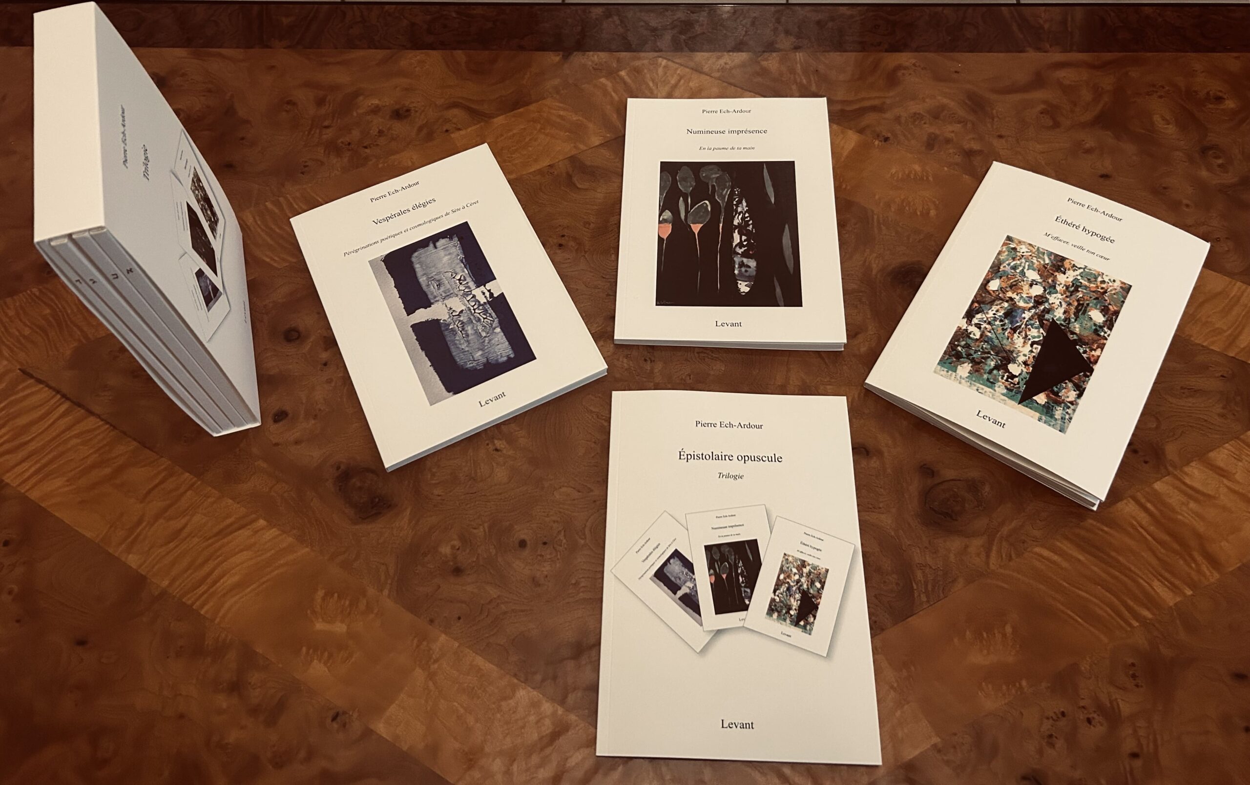 Trilogie au complet 2-2 Trilogie Levant poésie